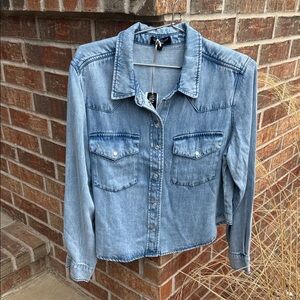 Velvet Heart Ladies L Light Denim Western Style Inspired Button Down Shirt NWT